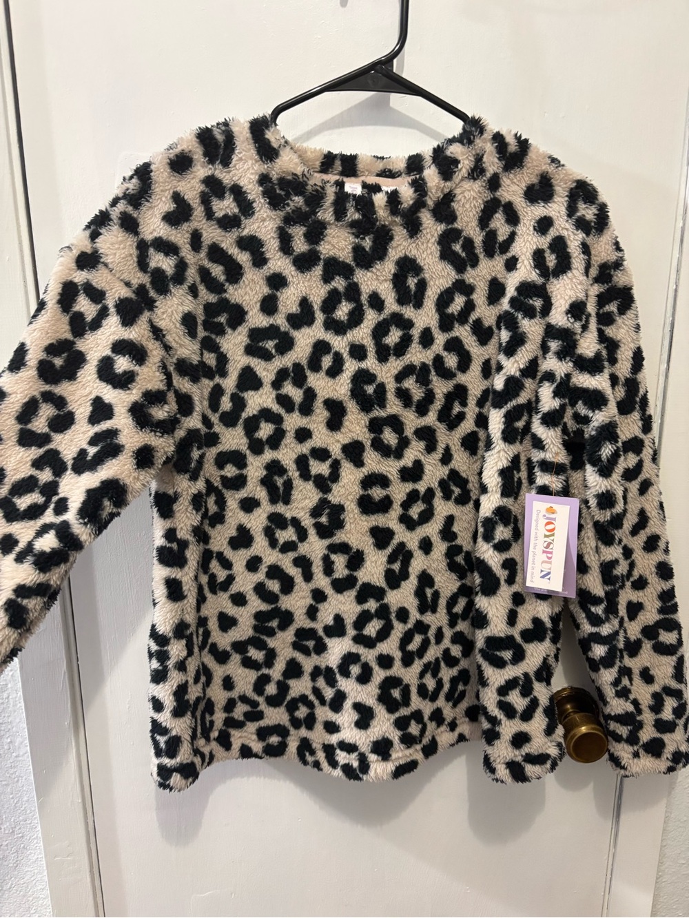 Leopard Print Fuzzy Crew Neck Sweater - Cream/Black